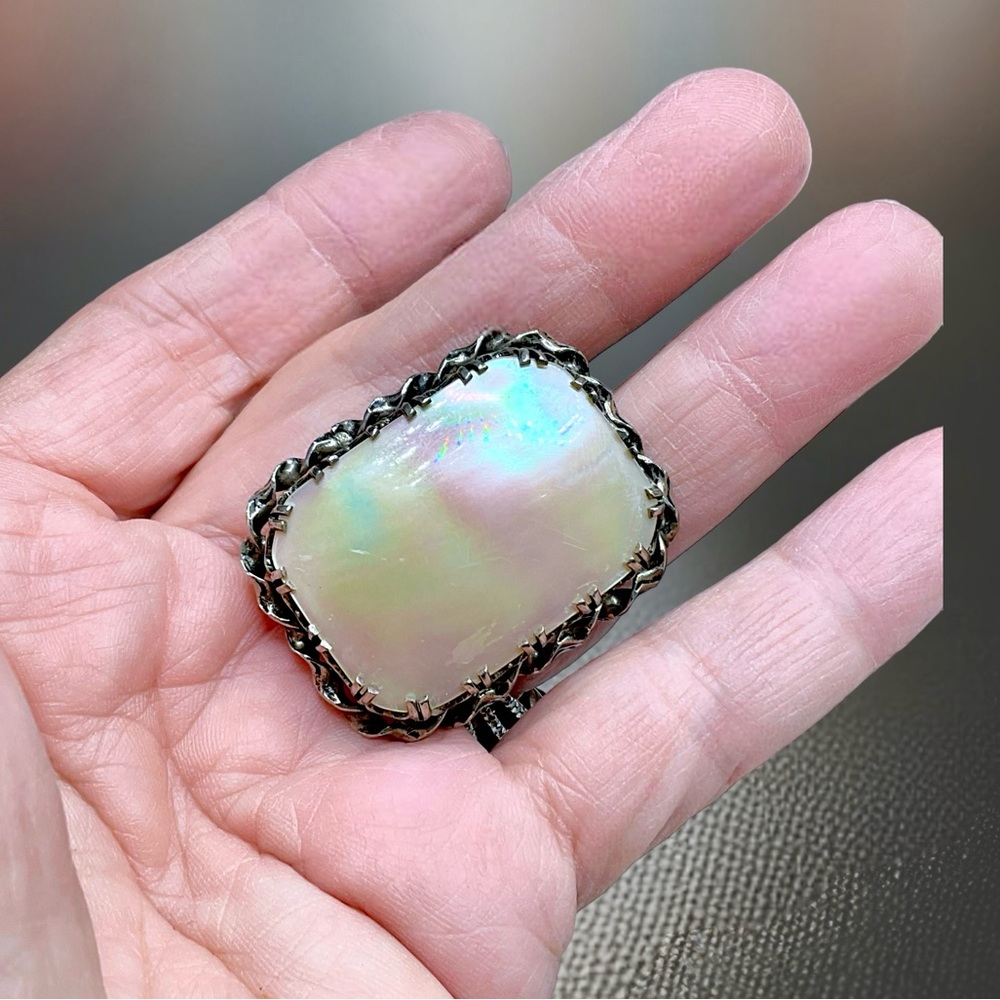 🌺Vintage Art Nouveau MOP Brooch - Picture 6 of 10